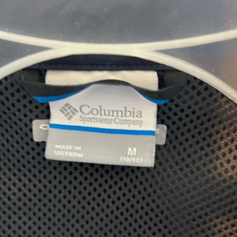 Columbia boys sportswear top. - Picture 2 of 6